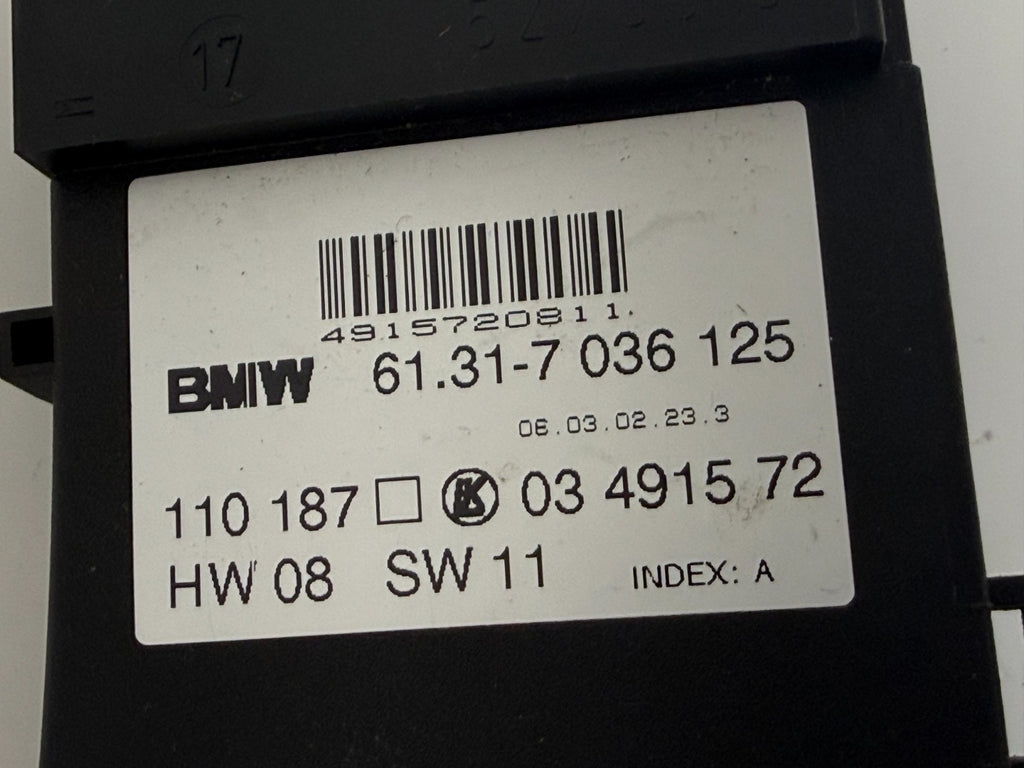 1999-2002 BMW E46 3 series Power Seat Switch Control 61317036125 Front Left OEM