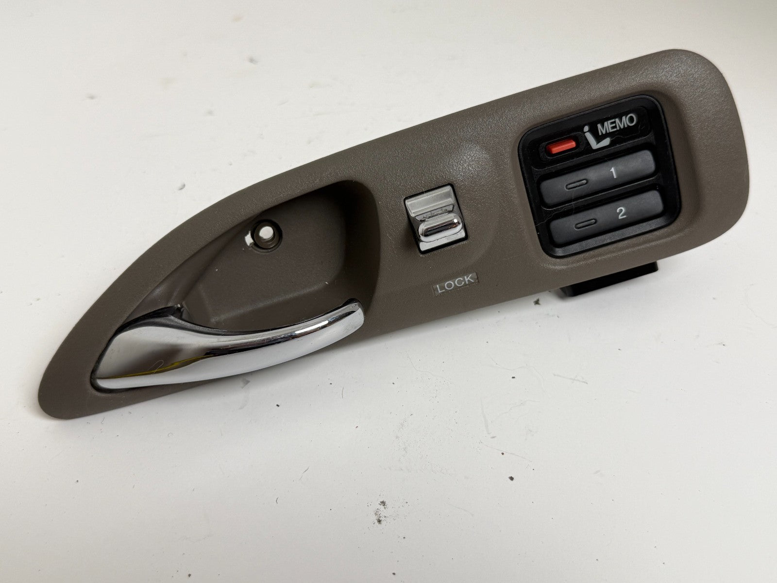 2001-2003 Acura 3.2CL CL Interior Door Handle Left Driver Side Chrome Lock Taupe