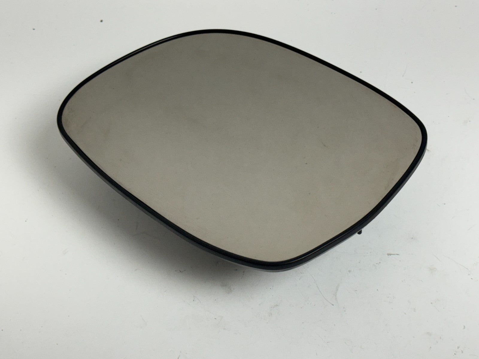 Toyota Sequoia 2001 Left Door Driver Side Heated Mirror Glass 2002 2003 OEM