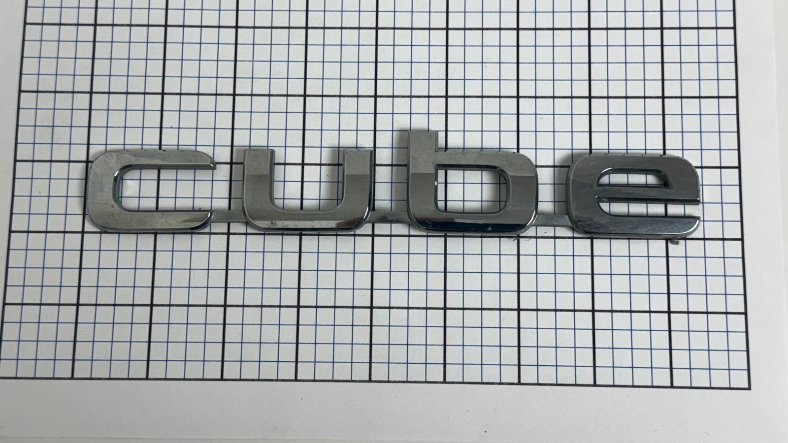 Nissan JUKE  trunk liftgate emblem letters genuine  OEM