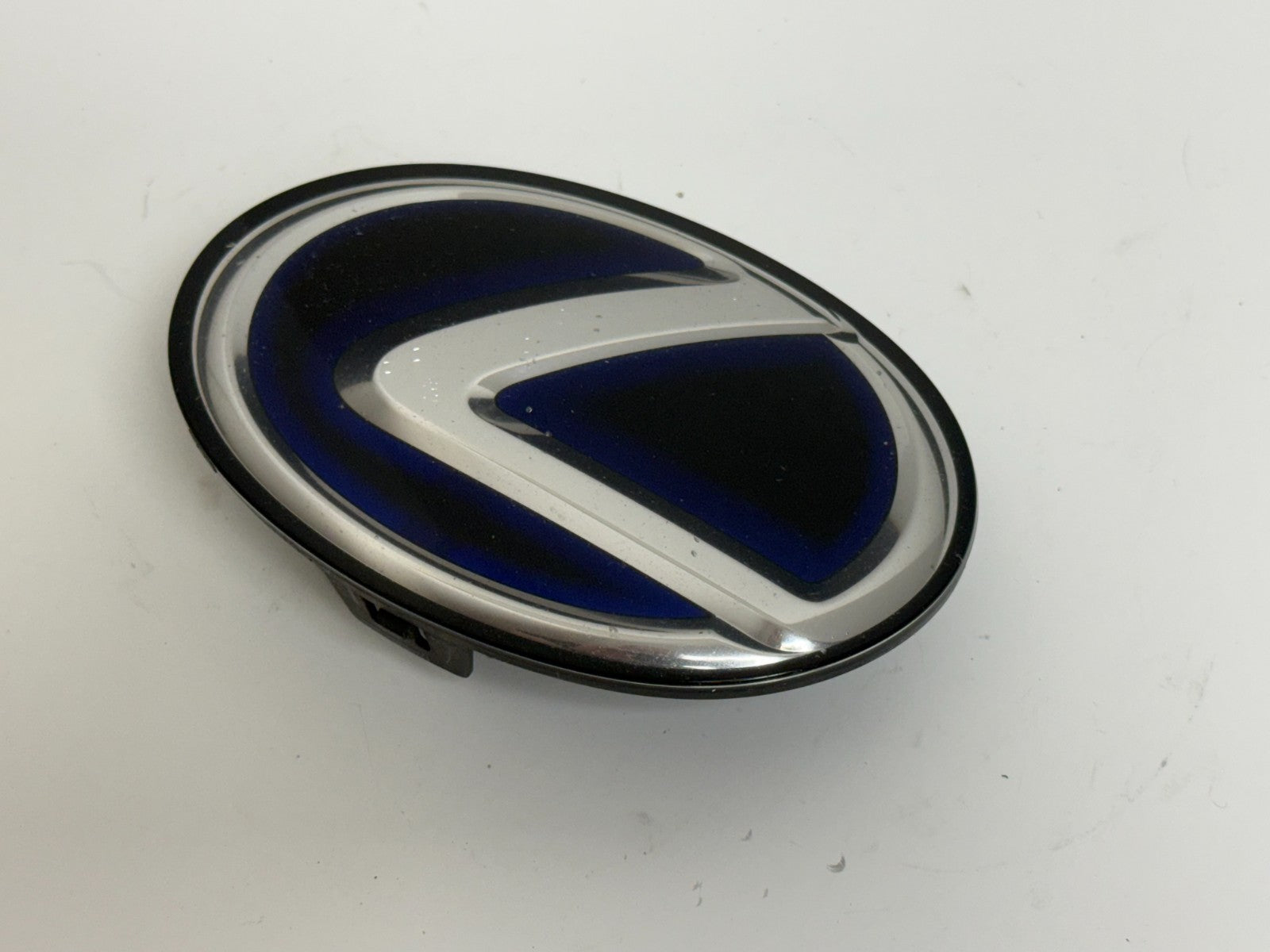 2009-2012 Lexus HS250h GS450h LS600h RX450h Front Grille Emblem Genuine OEM