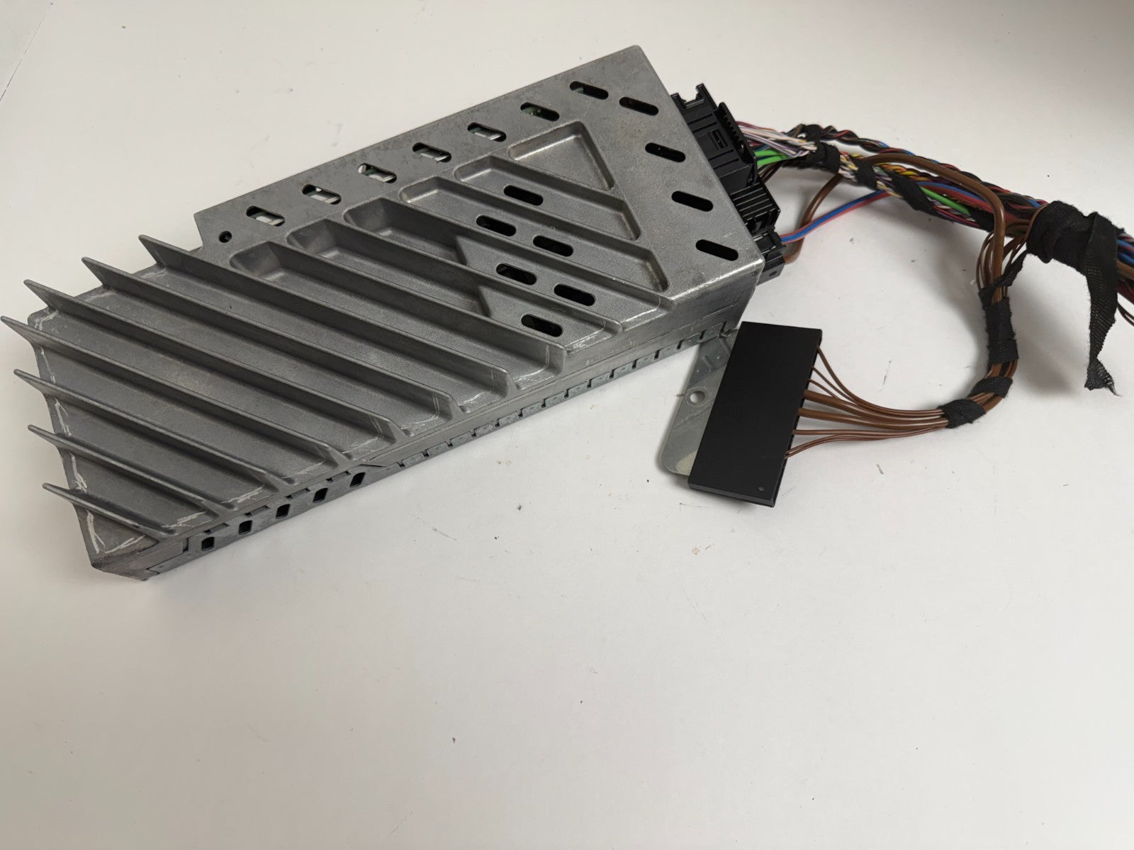 2011-2020 BMW F10 F13 F06 F15 F30 Harman Kardon Amplifier 65129343815 Used OEM
