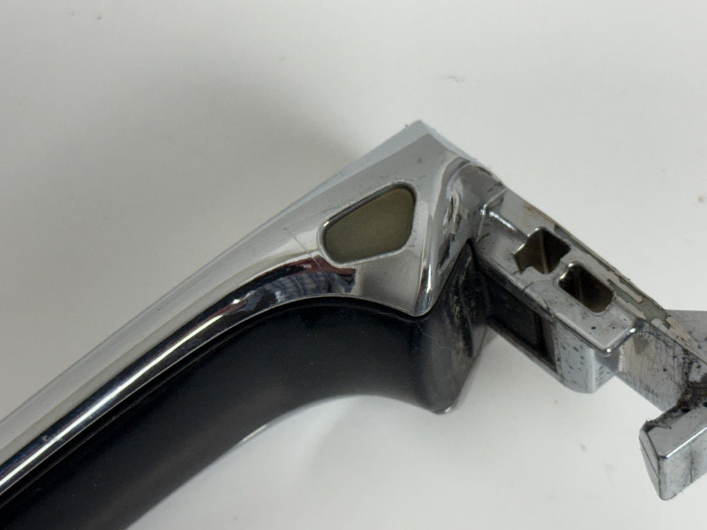 2011-2019 Infiniti Q70 Front Left Driver Side Exterior Door Handle broken jack