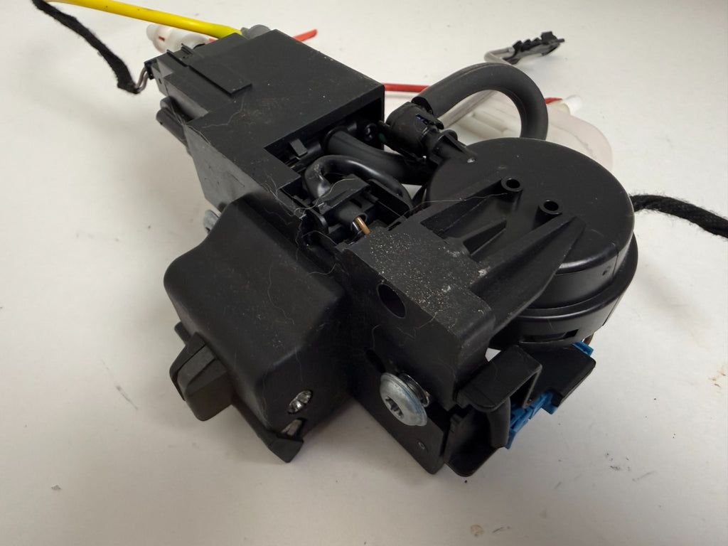 2003-2006 Mercedes W220 S430 S500 Trunk Lock Latch Actuator A2207500185 OEM