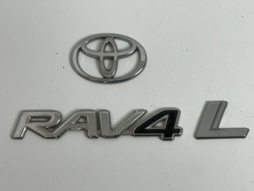 2001-2005 Toyota RAV4 XA20 OEM rear liftgate emblem set 75471-42020
