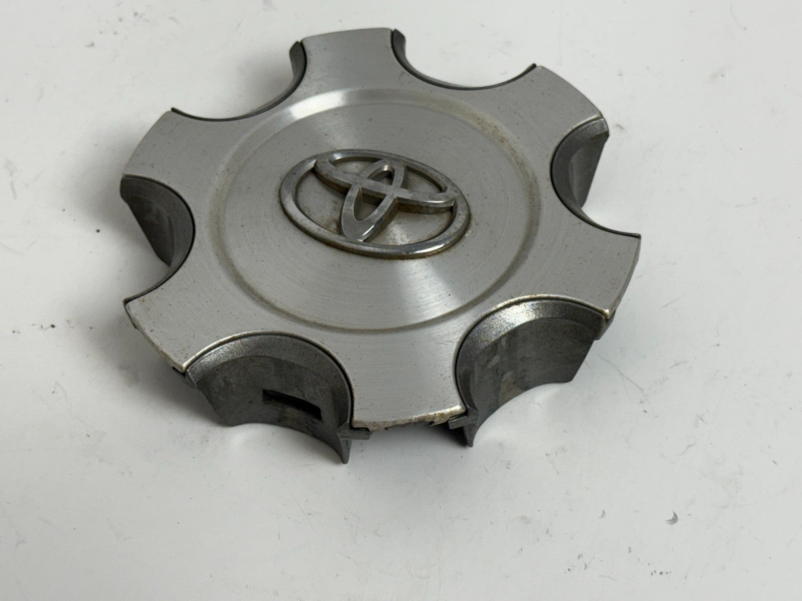 2010-2014 Toyota 4Runner 17" Wheel Center Cap Hub Ornament 4260B-35010 OEM