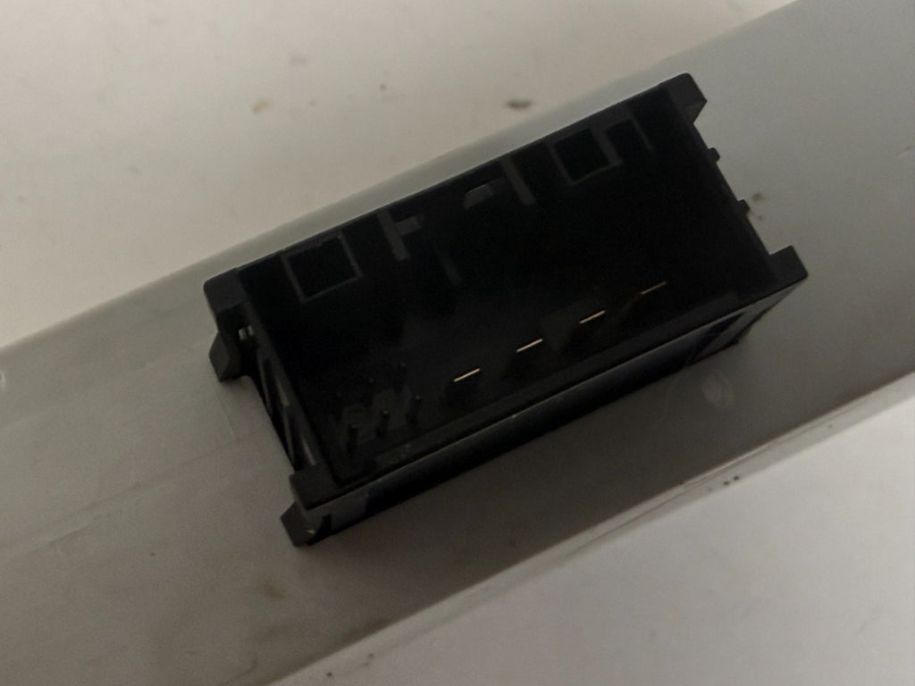 2011-2016 BMW F10 5-Series Tailgate Trunk Lid Lift Control Module 7361970 OEM