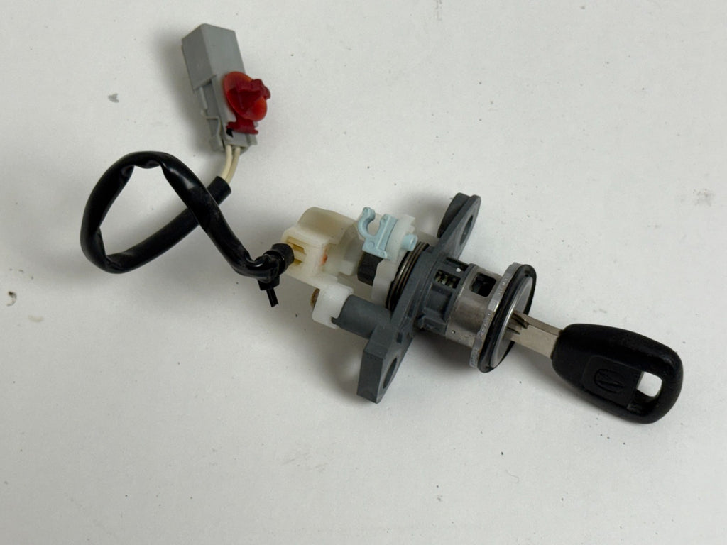 1999-2004 Acura RL 3.5L Trunk Lock Cylinder With Key 74861-SZ3-A01 OEM