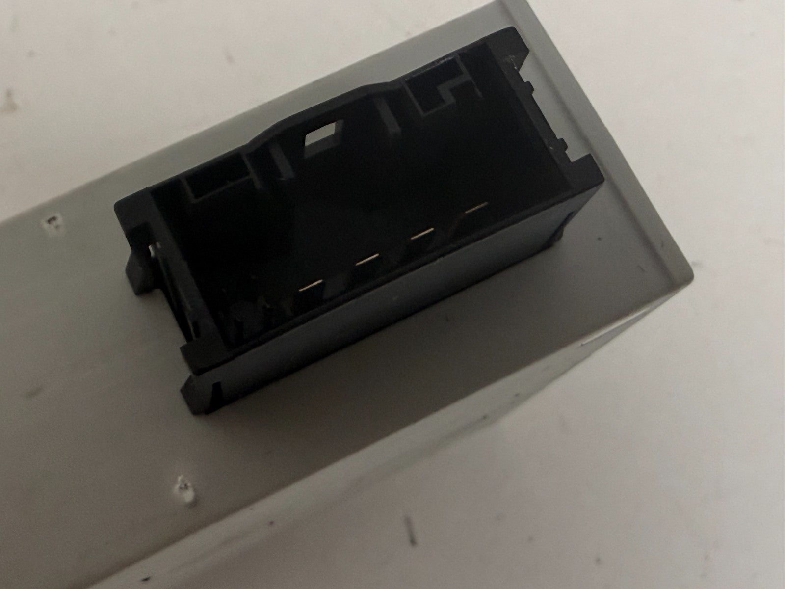 2011-2016 BMW F10 5-Series Tailgate Trunk Lid Lift Control Module 7361970 OEM