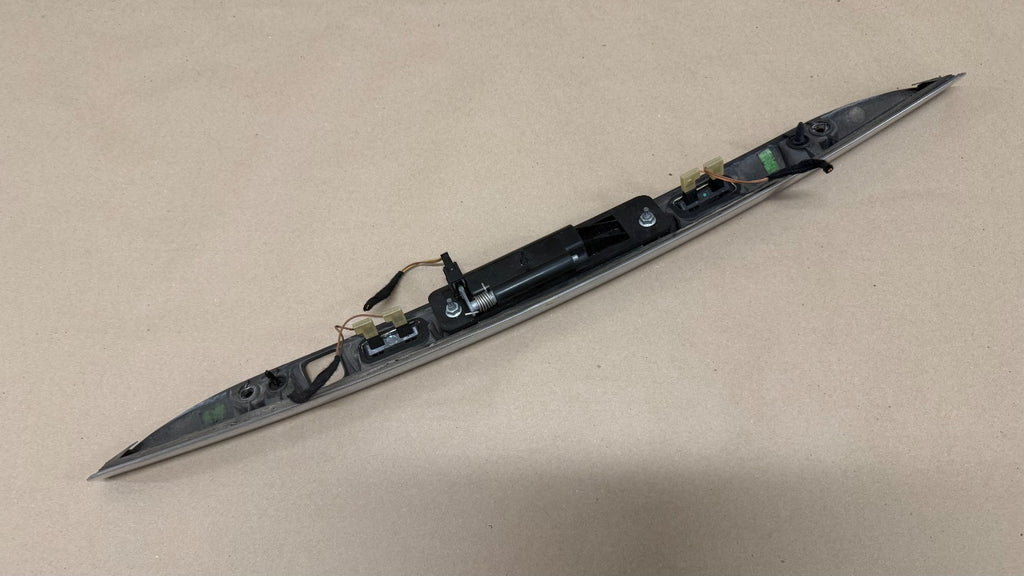 2006-2011 Mercedes W164 ML350 trunk lid hatch latch handle chrome molding trim