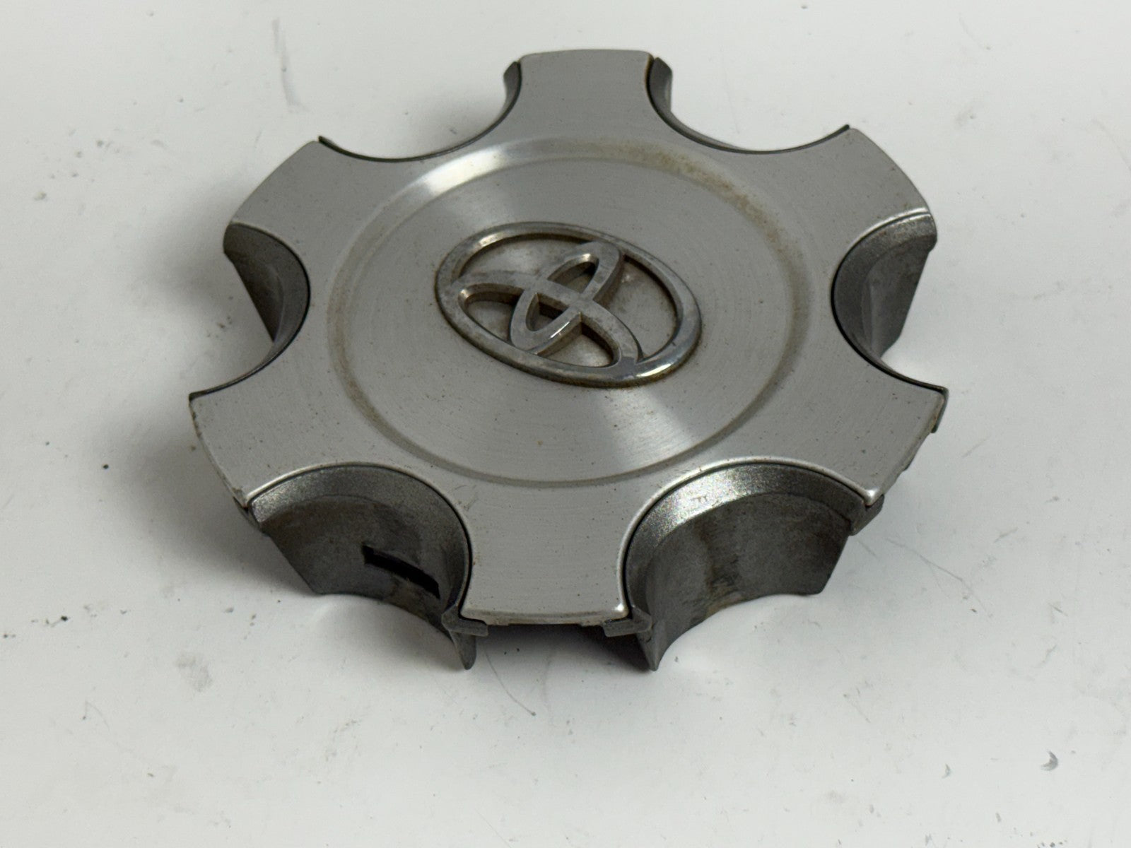 2010-2014 Toyota 4Runner 17" Wheel Center Cap Hub Ornament 4260B-35010 OEM
