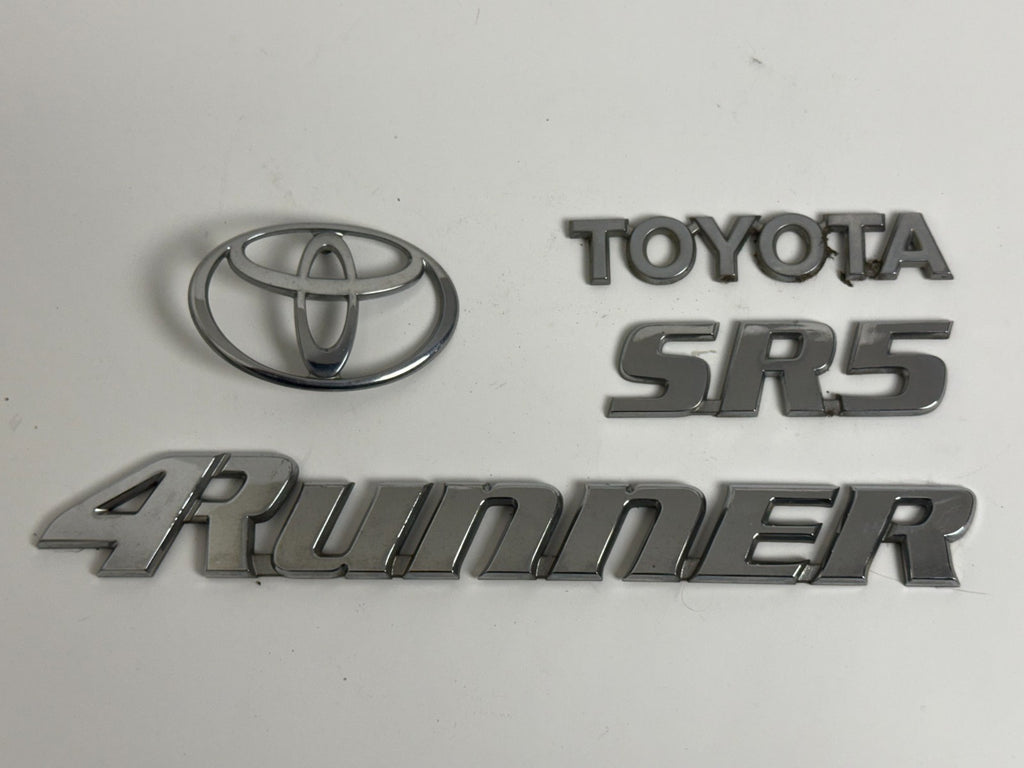 2001-2002 Toyota 4Runner SR5 OEM rear liftgate emblem set 75441-35010
