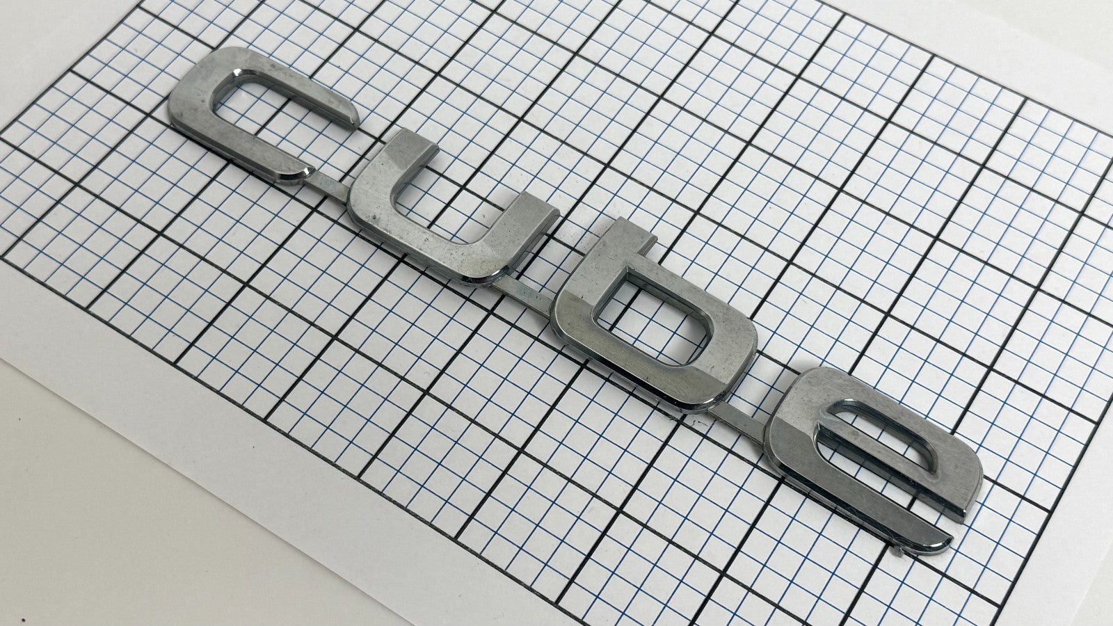 Nissan JUKE  trunk liftgate emblem letters genuine  OEM