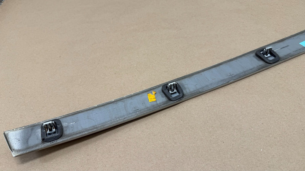 2009-2013 CHEVROLET CHEVY IMPALA LIMITED Rear Deck Trim Molding Trunk SILVER