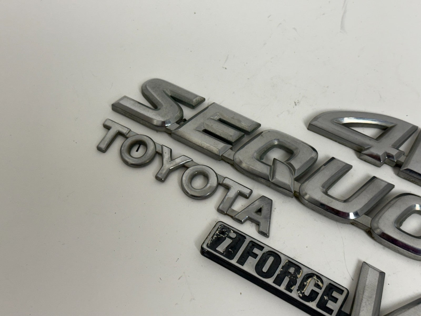 2001-2007 TOYOTA SEQUOIA iFORCE V8 4WD OEM REAR EMBLEM SET 75443-34010