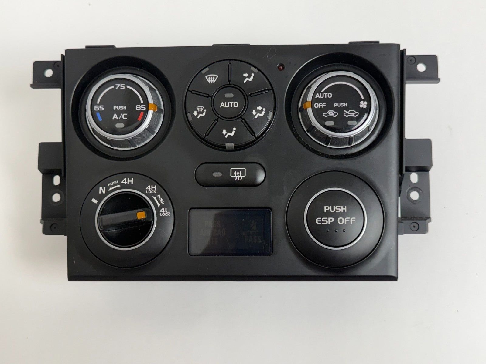 2006-2008 Suzuki Grand Vitara A/C Climate Control 4WD Switch 39510-65J52-CAT OEM