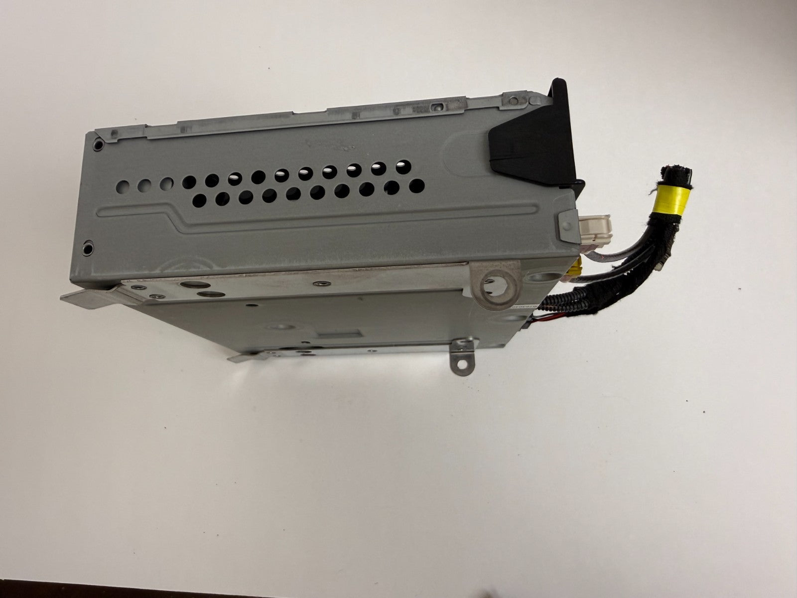 2005-2011 Audi A6 S6 C6 AM FM Radio Receiver K-Box 4F0035541B OEM