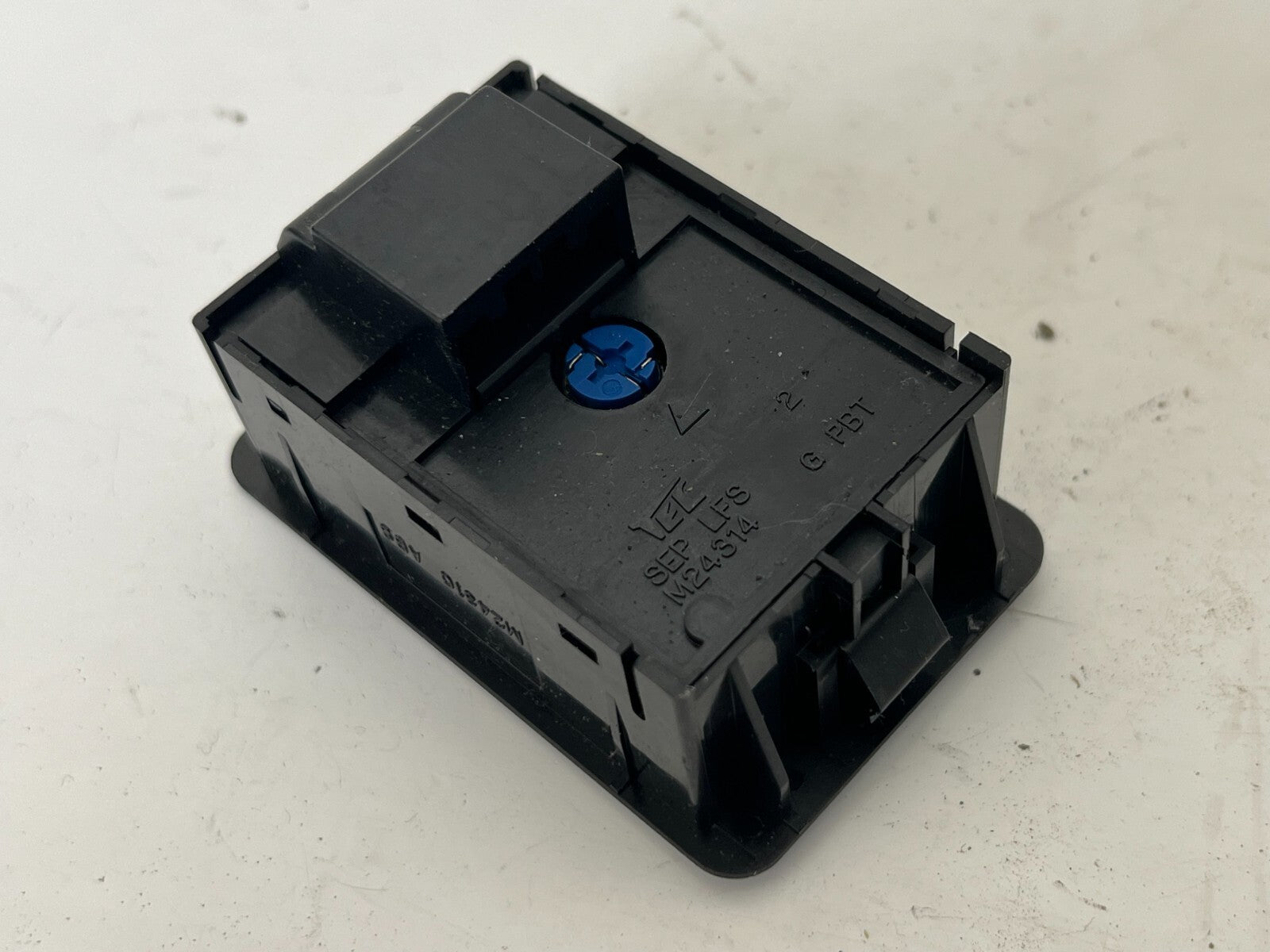 ACURA TL OVERHEAD CONSOLE BLACK SUNROOF SWITCH M24314 OEM
