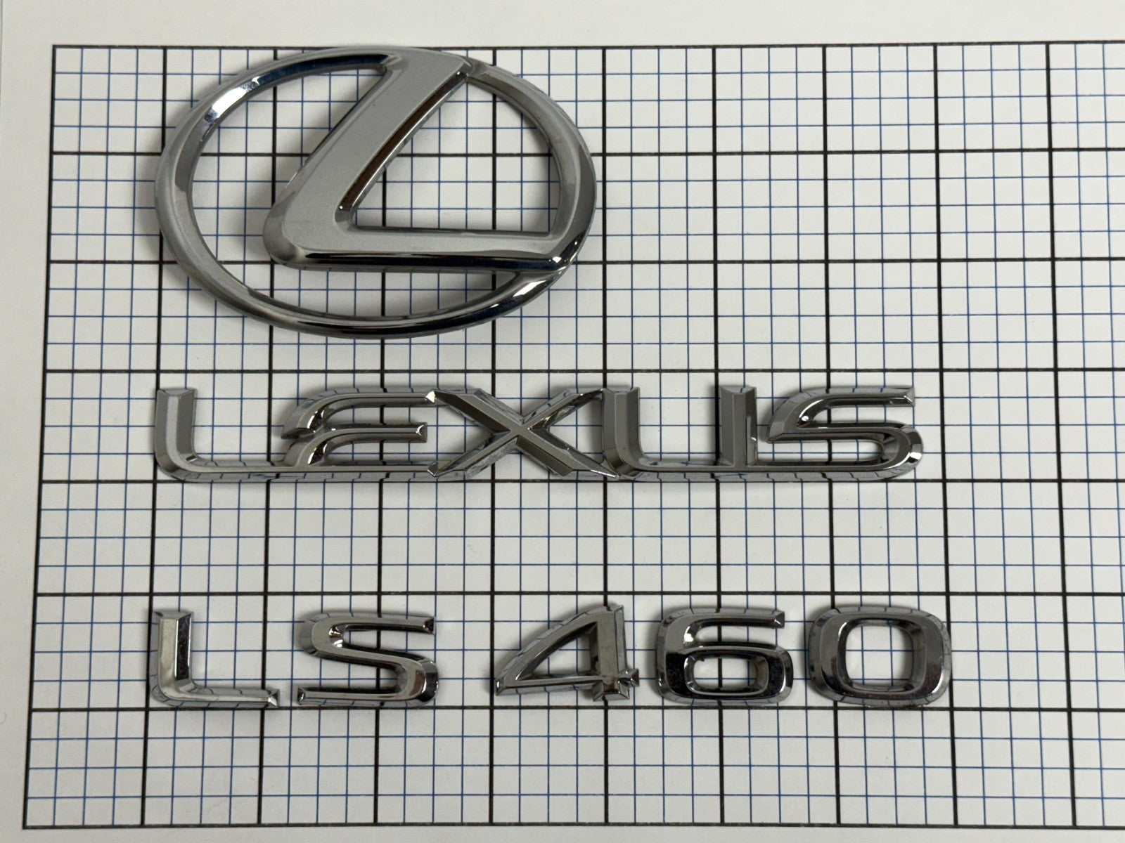 Lexus LS460 2007 - 2012 rear trunk emblem logo  full set OEM