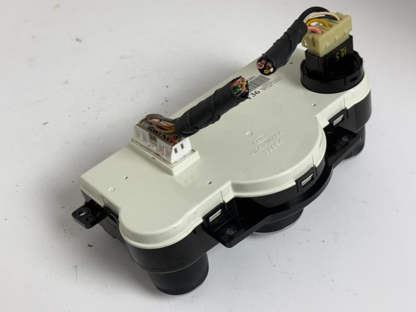 2010-2013 Kia Forte Dash Heater A/C Climate Control 972501M361  OEM