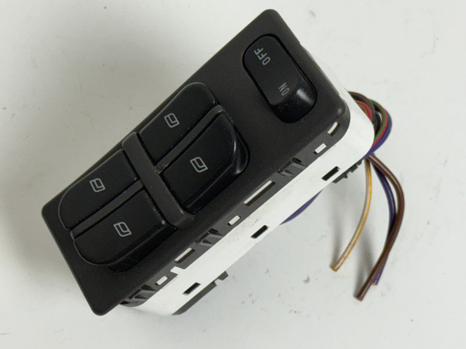 2004-2009 Saab 9-5 OEM Front Driver Master Power Window Lock Switch 4616082