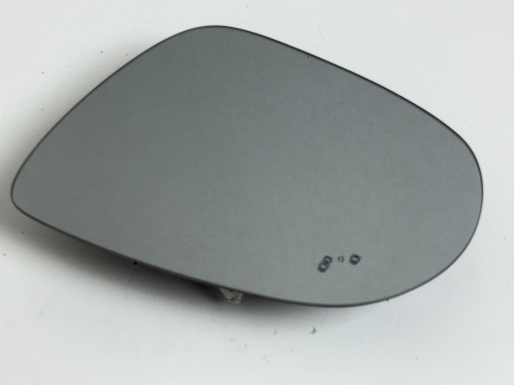 2016-2020 KIA SORENTO OEM Left Heated Mirror Glass Blind Spot LED Driver Side