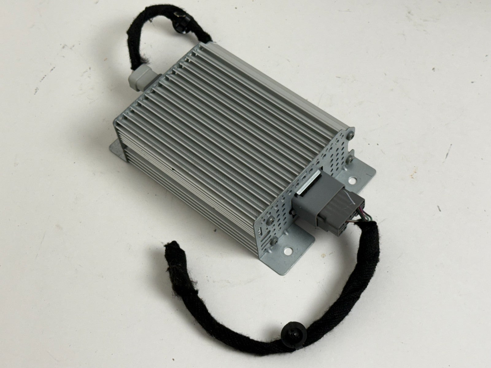 2010-2020 LINCOLN MKX MKZ RADIO AMPLIFIER BA1T-18C808-AA S69GA