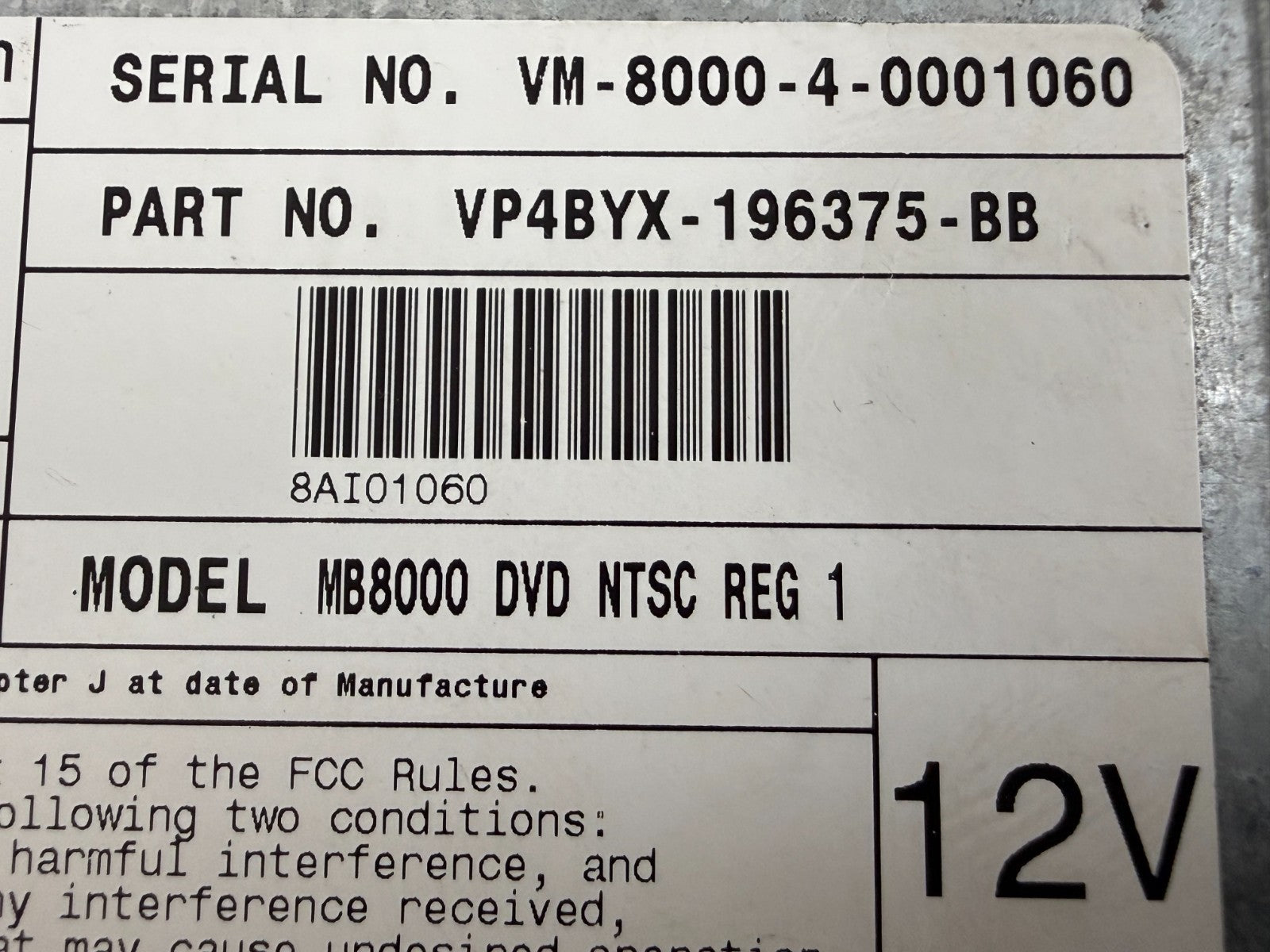 2003-2006 VOLVO XC90 OEM ARMREST REAR ENTERTAINMENT DVD PLAYER MB8000 DVD