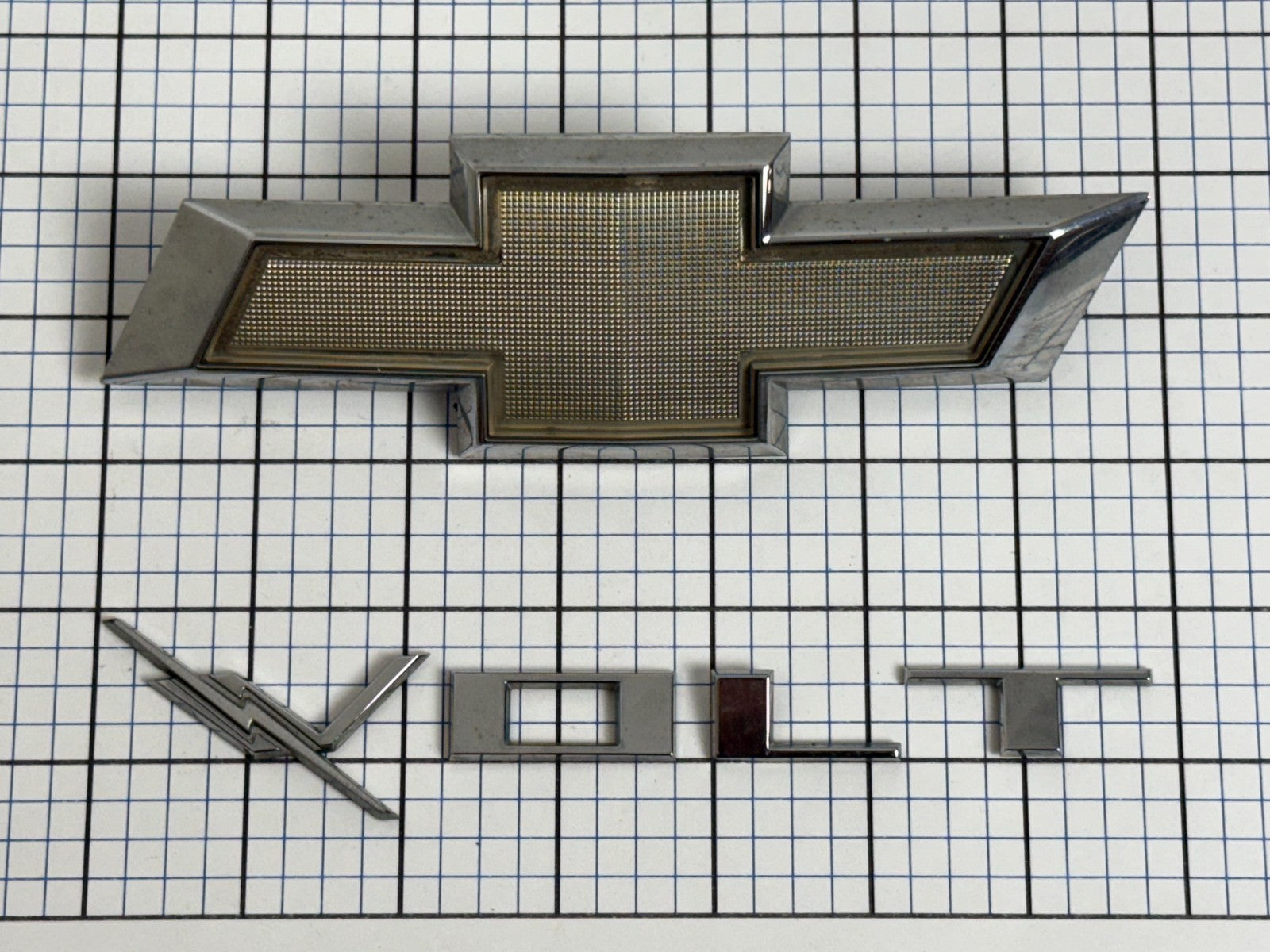 2011-2015 Chevrolet VOLT OEM rear trunk emblem bow tie badge set