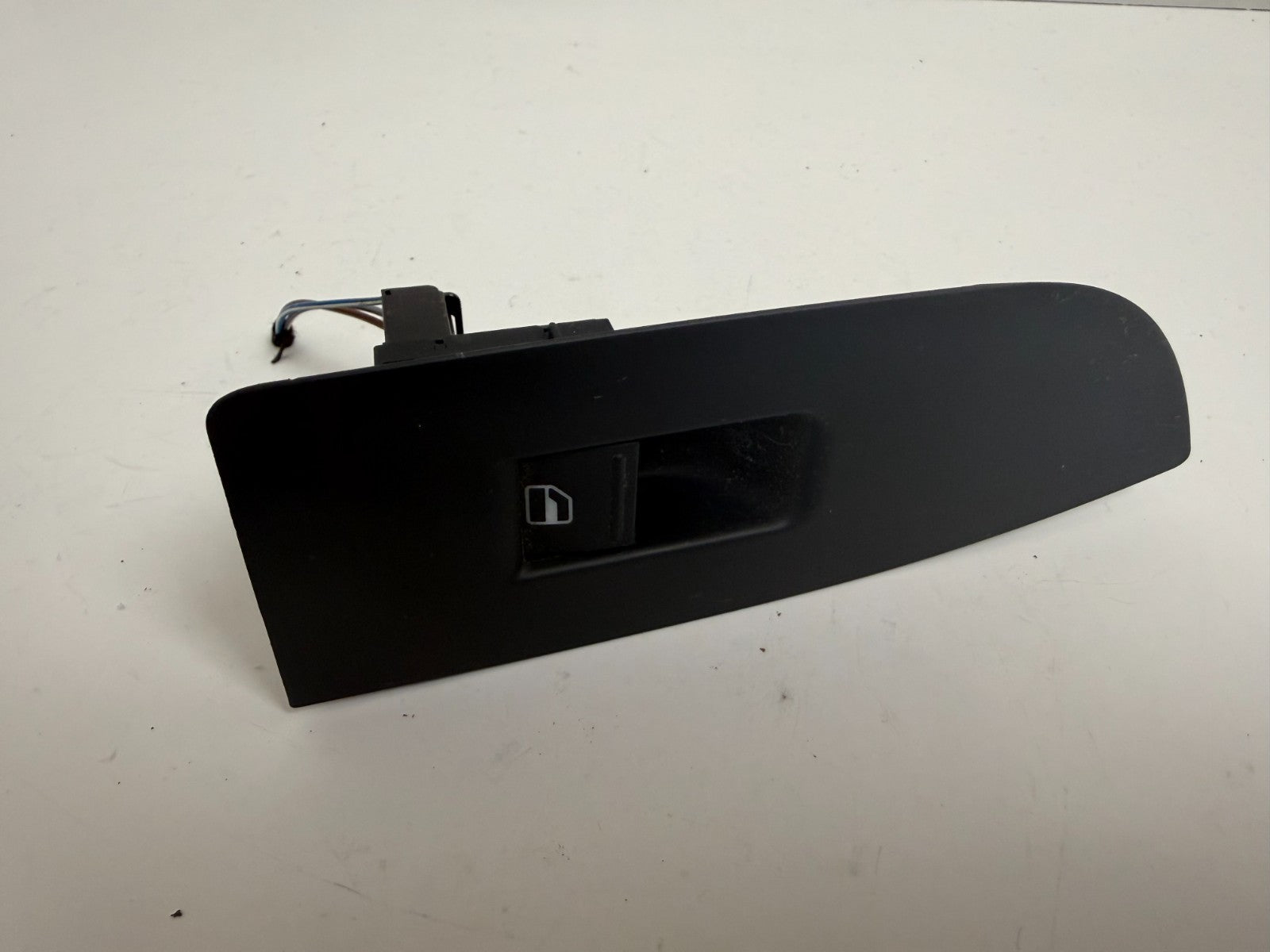 VOLKSWAGEN CC 09-17 REAR LEFT Driver SIDE DOOR Power Window Switch Panel Black