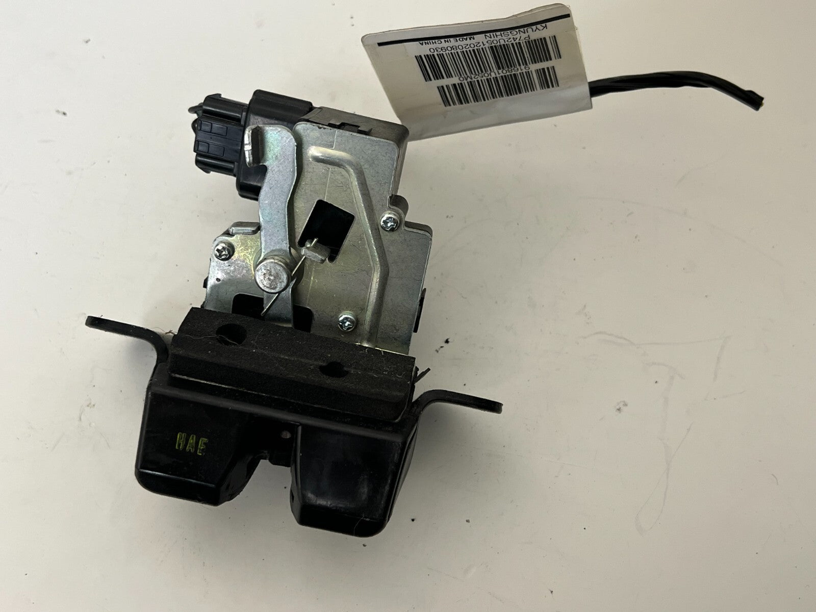KIA SOUL 10-13 Sorento 11-13 Rear Tail Gate Trunk Latch Lid Lock Actuator