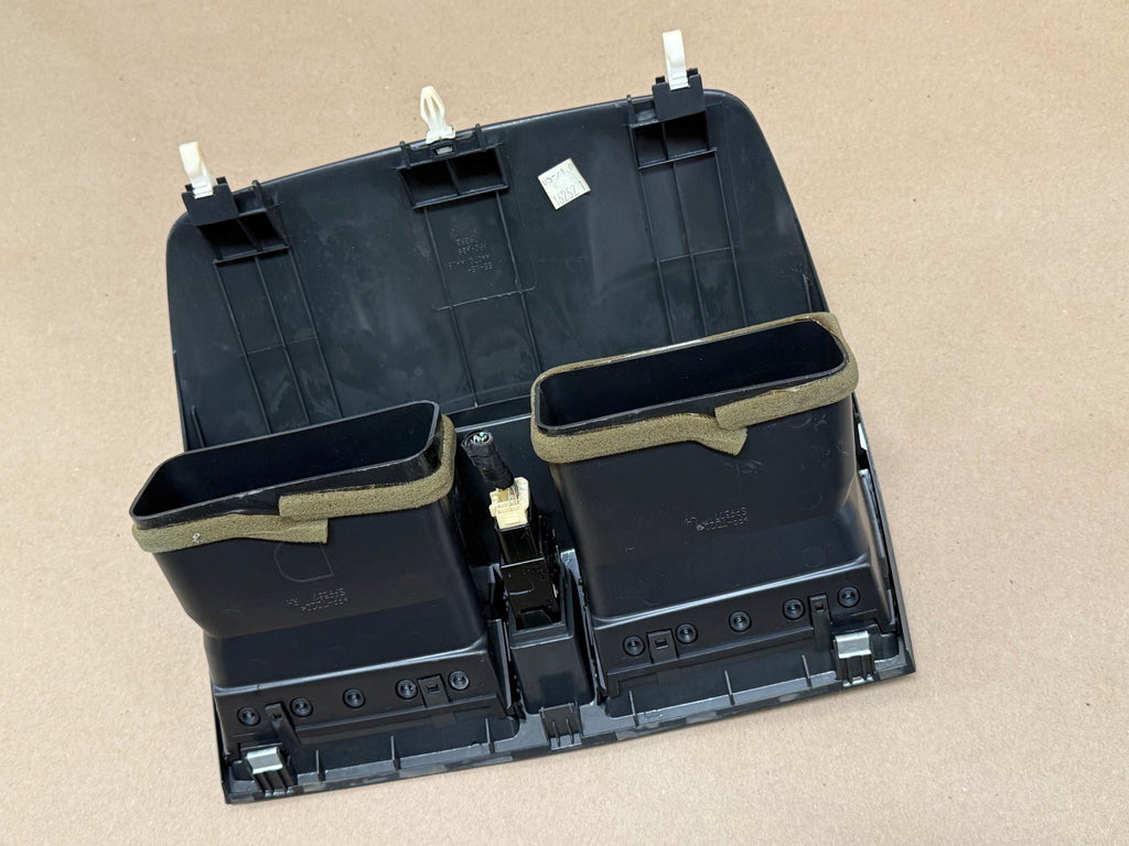 2004-2008 Toyota Solara Center Dash A/c Heater Vent Trim Bezel 55405-aa070