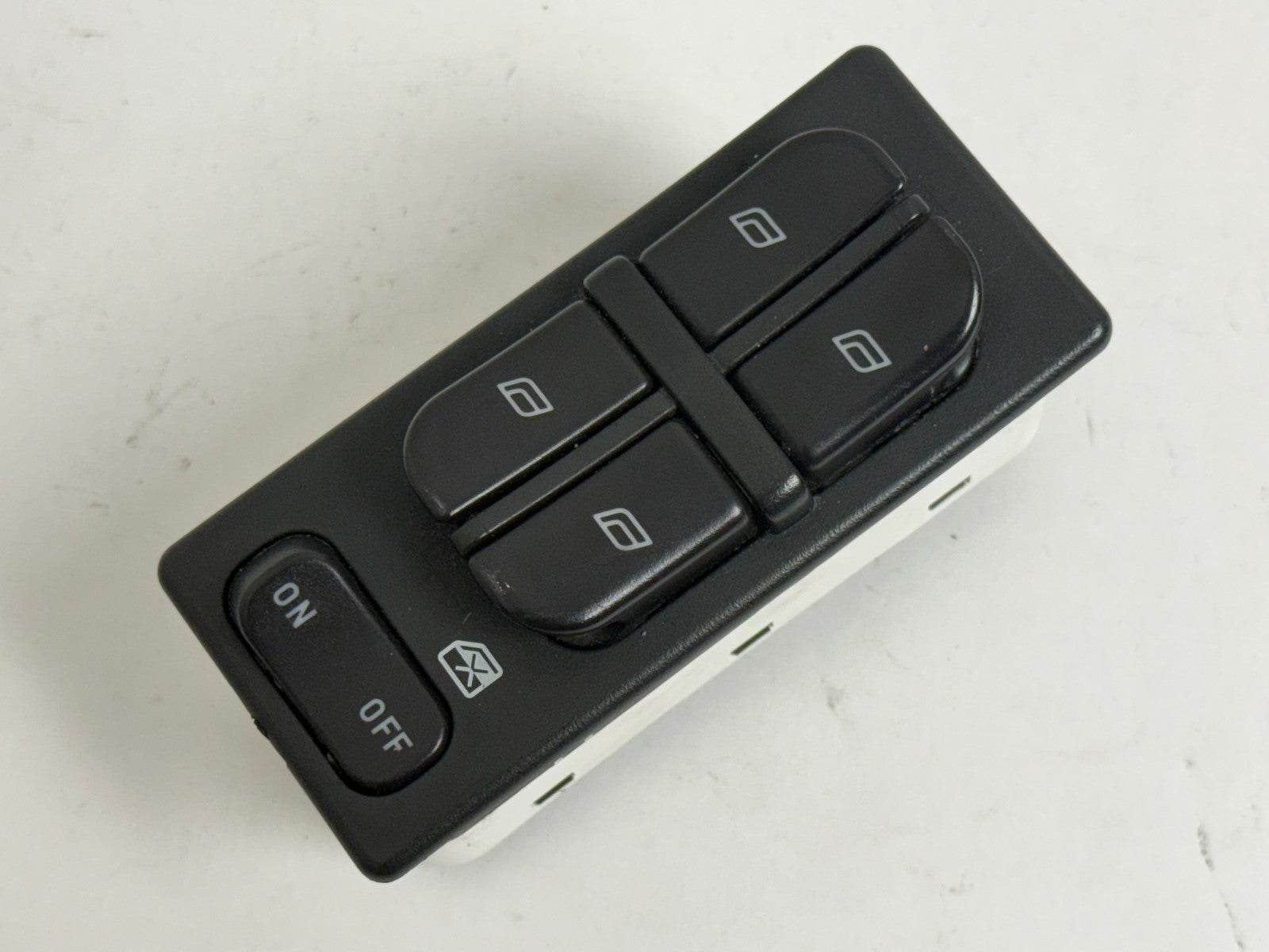 SAAB 9-5 2004-2009 Front Driver Master Power Window Lock Switch 5547914