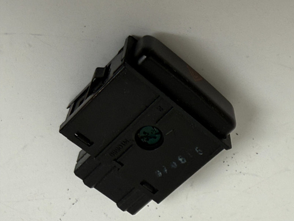 ACURA 3.0cl 2.2cl CL 1997 - 1999 Hazard Switch Button Flasher Lights