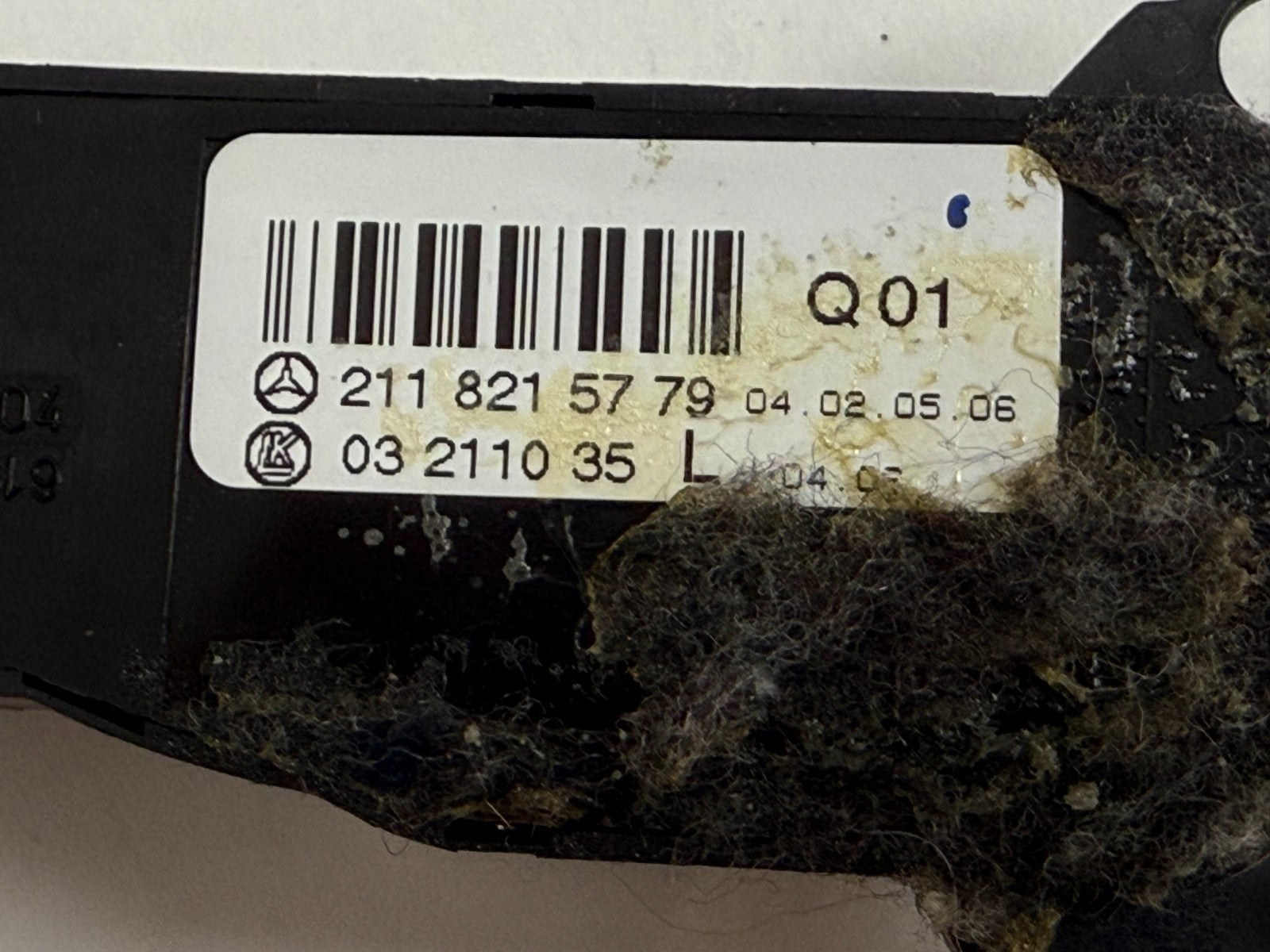 MERCEDES W211 W219 E350 Cls55 AMG Door Mirror Control Switch 2118215779 03-11