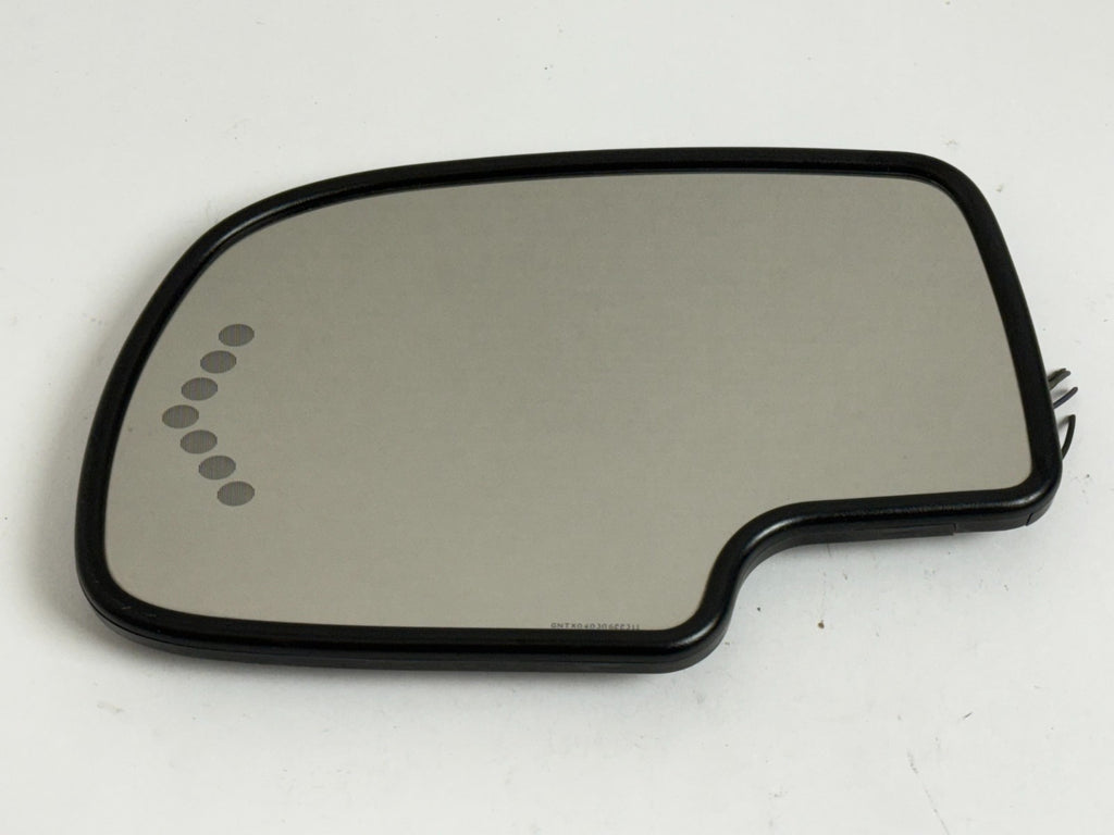 SUBURBAN Yukon Tahoe HEAT AUTO DIM Mirror Glass LEFT SIDE Turn LED 03-06