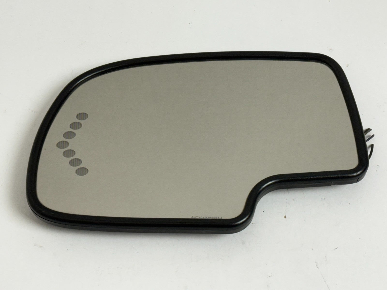 SUBURBAN Yukon Tahoe HEAT AUTO DIM Mirror Glass LEFT SIDE Turn LED 03-06