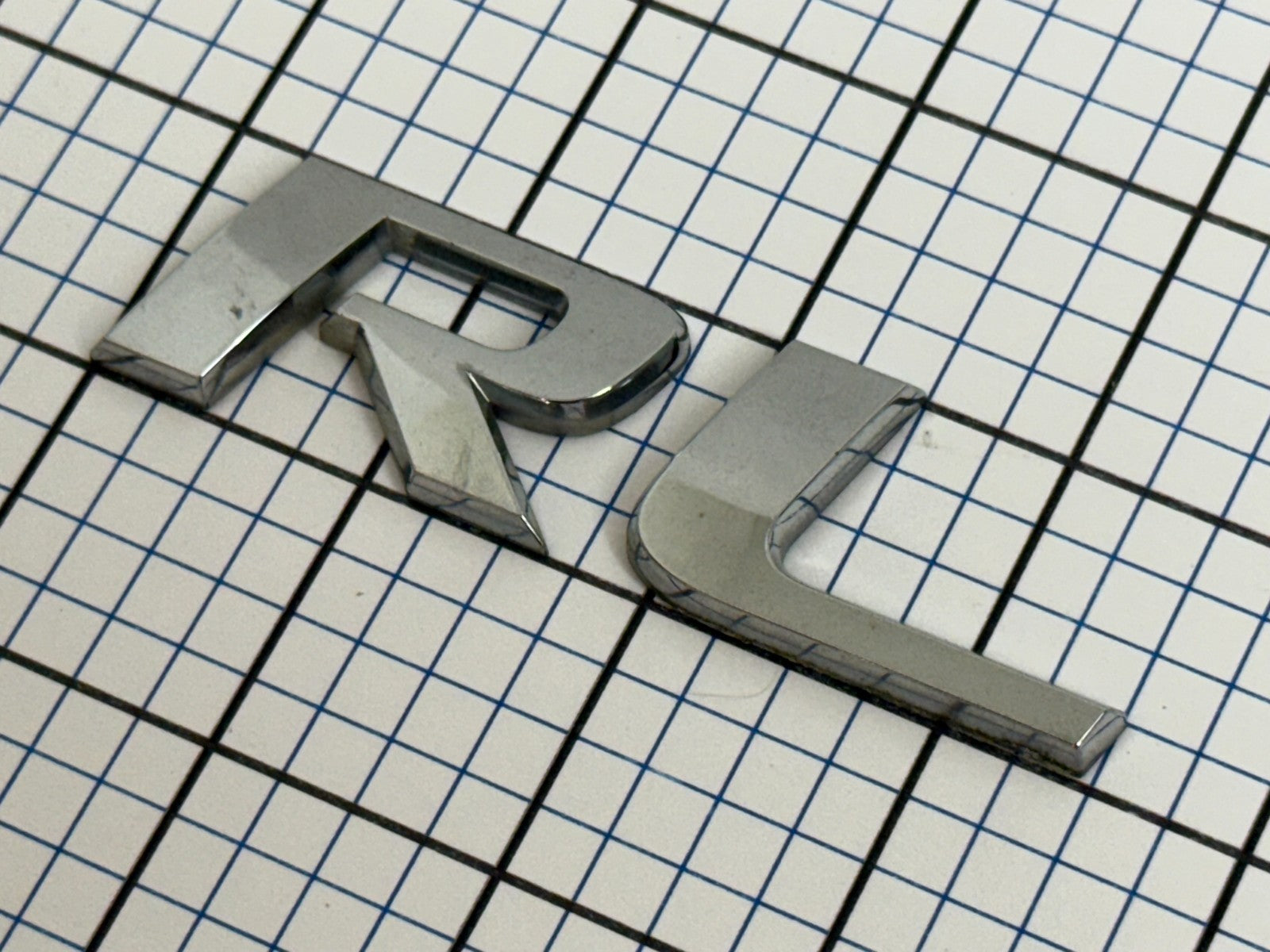 ACURA RL 2005 2006 2007 2008 Rear Trunk Emblem RL Logo Letters