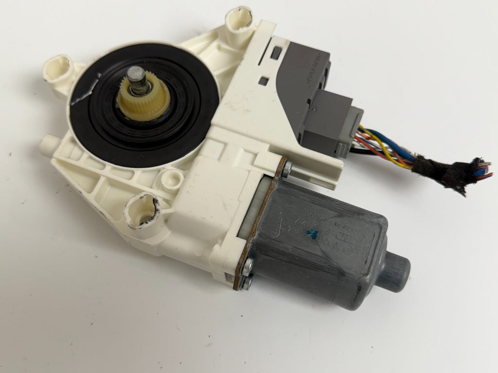 MITSUBISHI Eclipse 2012 Right Side Passenger Window Regulator Motor 981138-104