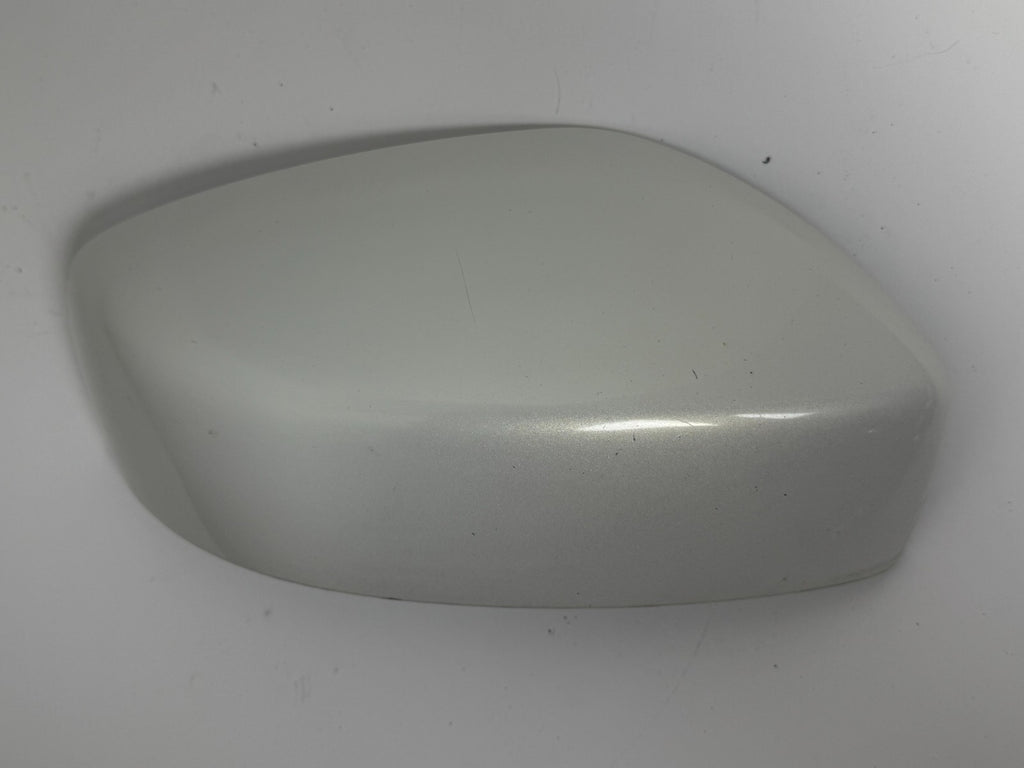 INFINITI G37x G35 09 Sedan Right Side Door Mirror Shell Cover White