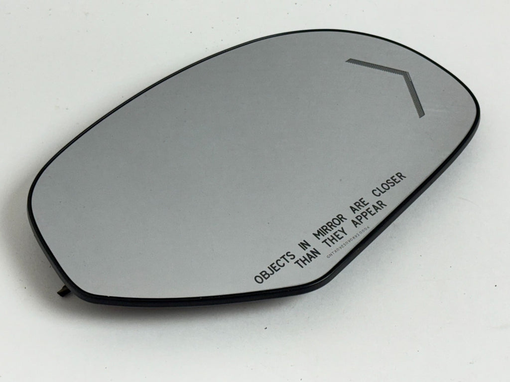 SUBURBAN Yukon Escalade Tahoe HEAT Mirror Glass Right SIDE Arrow TURN LED 2009