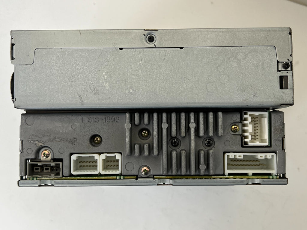 INFINITI M35 M45 2006 2007 Clarion CD Player Receiver 28185eh20a