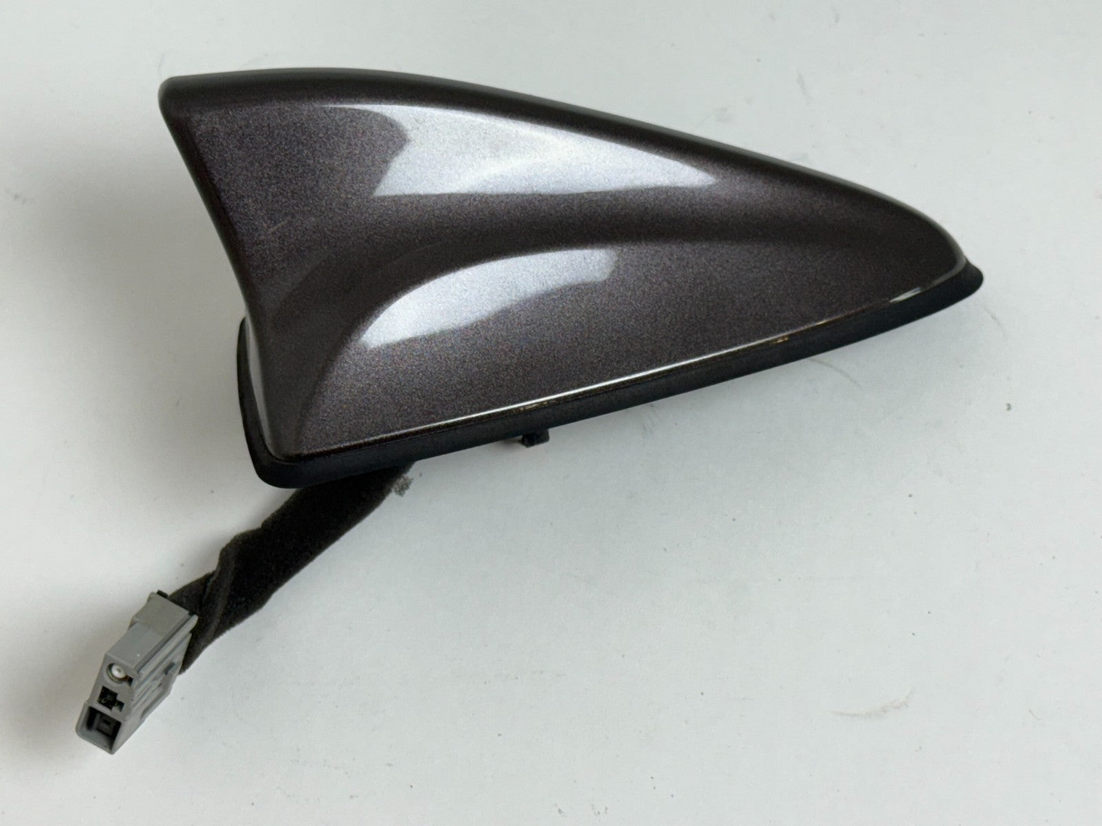 KIA Sedona 2015-2018 Shark Fin Radio Antenna 96210-a9200mbn Titanium Brown