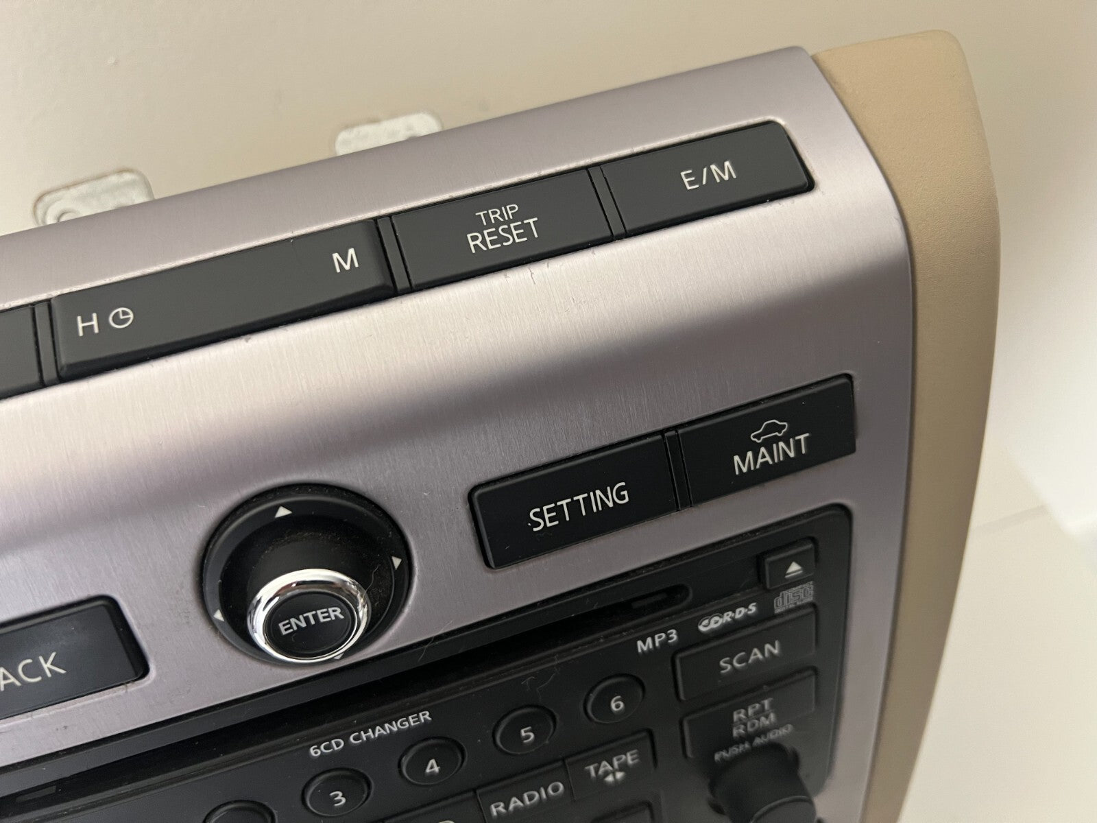 NISSAN Murano 2007 DASH Console Radio CD Changer BOSE Beige 28188-cc200