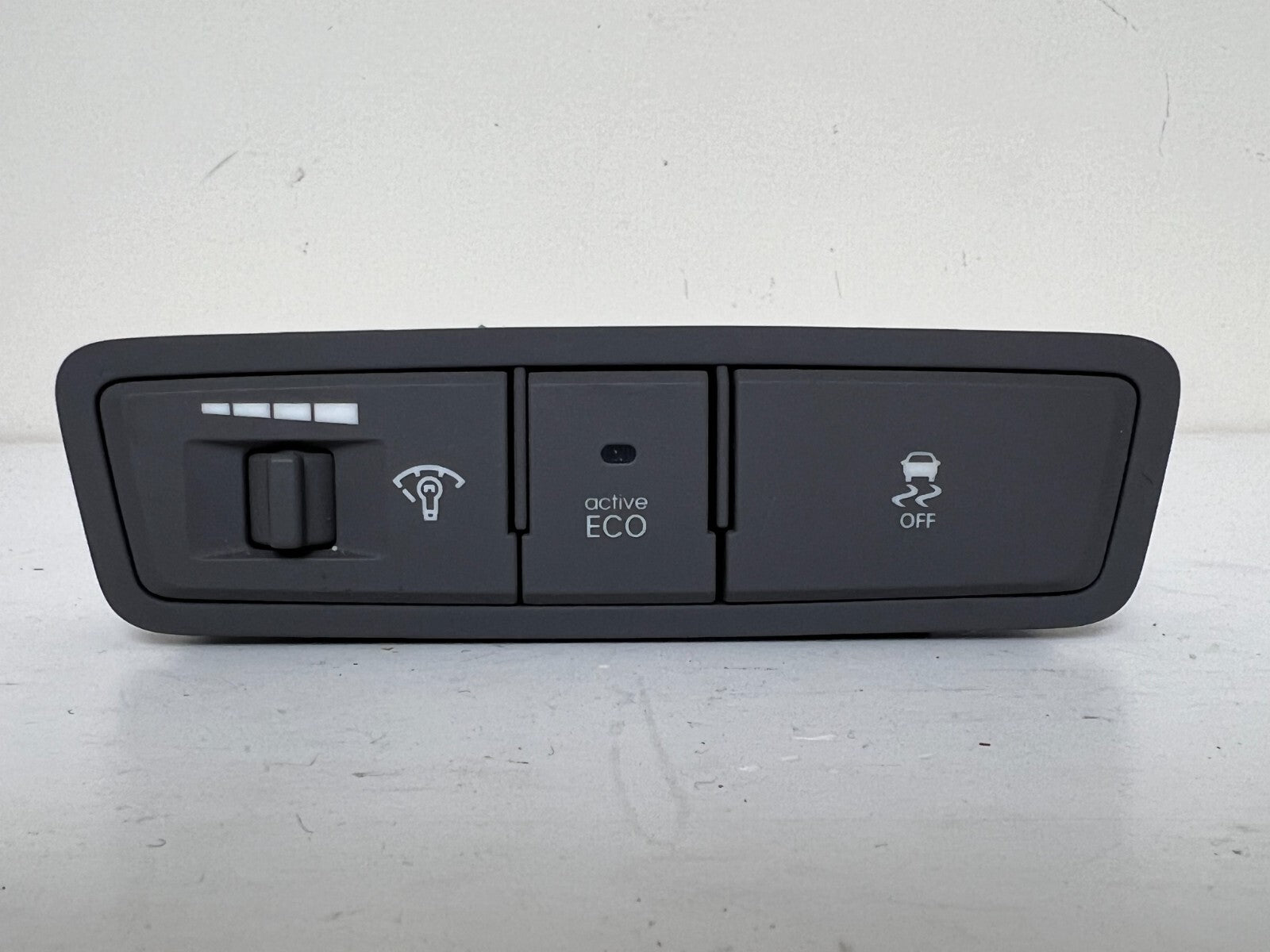 HYUNDAI Sonata 2012 Interior Dimmer Eco Stability Switches 93300-3q100 Gray