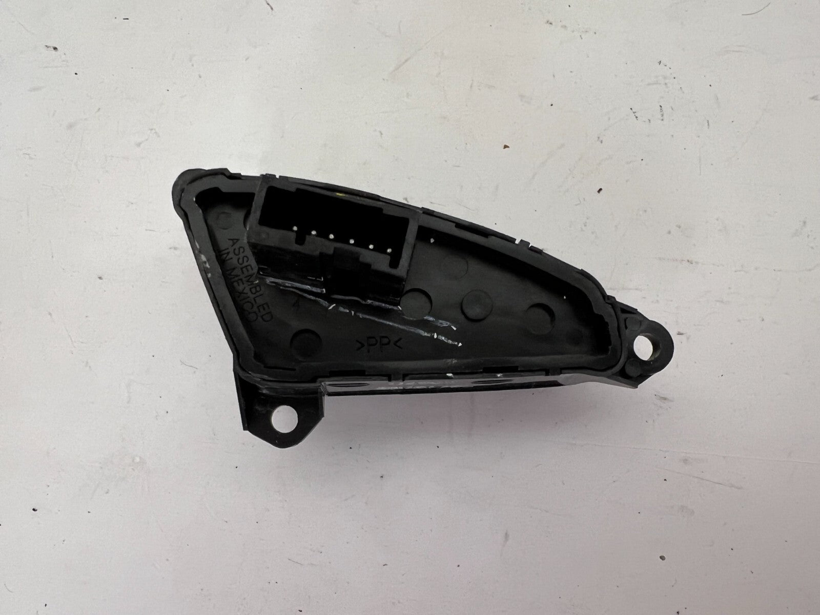 CADILLAC Deville 2000 LH Driver Dashboard ENG Display TRIP Switch 25710746