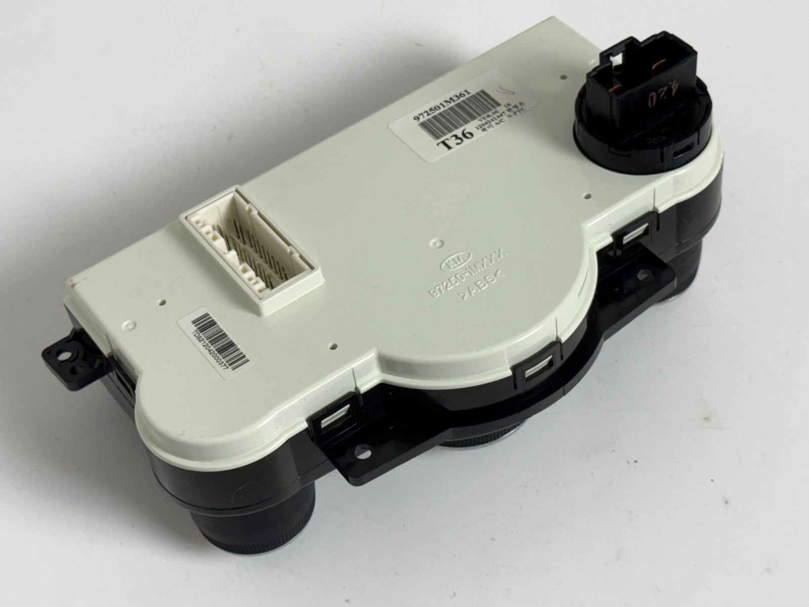 KIA Forte Heater A/c Climate Control 2010 - 2013 972501m361