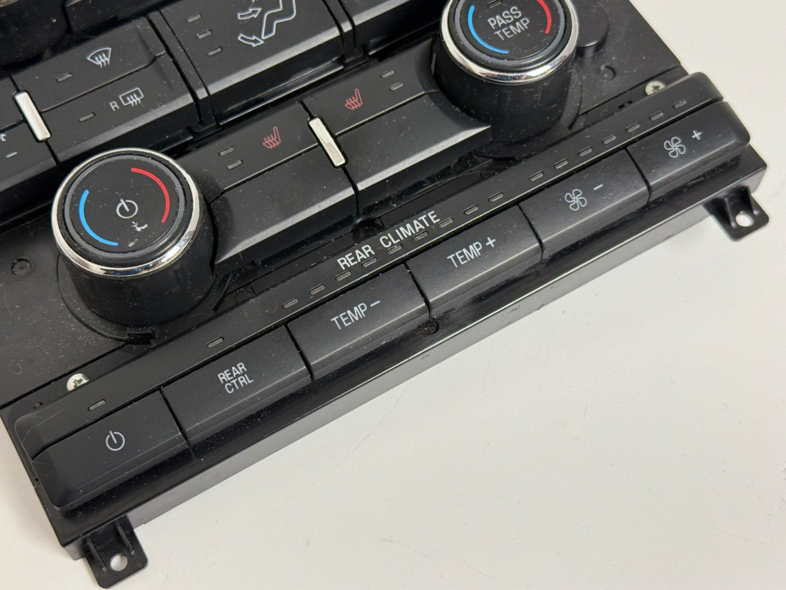 FORD Flex 2009 Dash AC Seat Heater Radio CD Control Panel 8a8t-18a802-cf