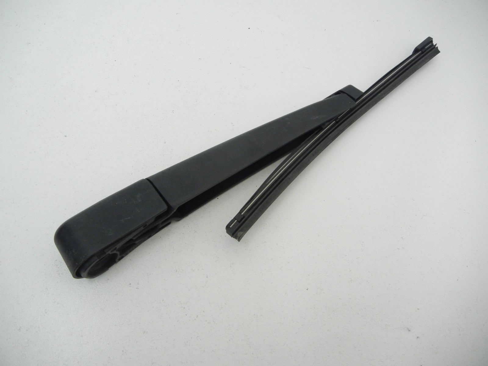 HYUNDAI Veloster 2015 REAR Window Wiper ARM