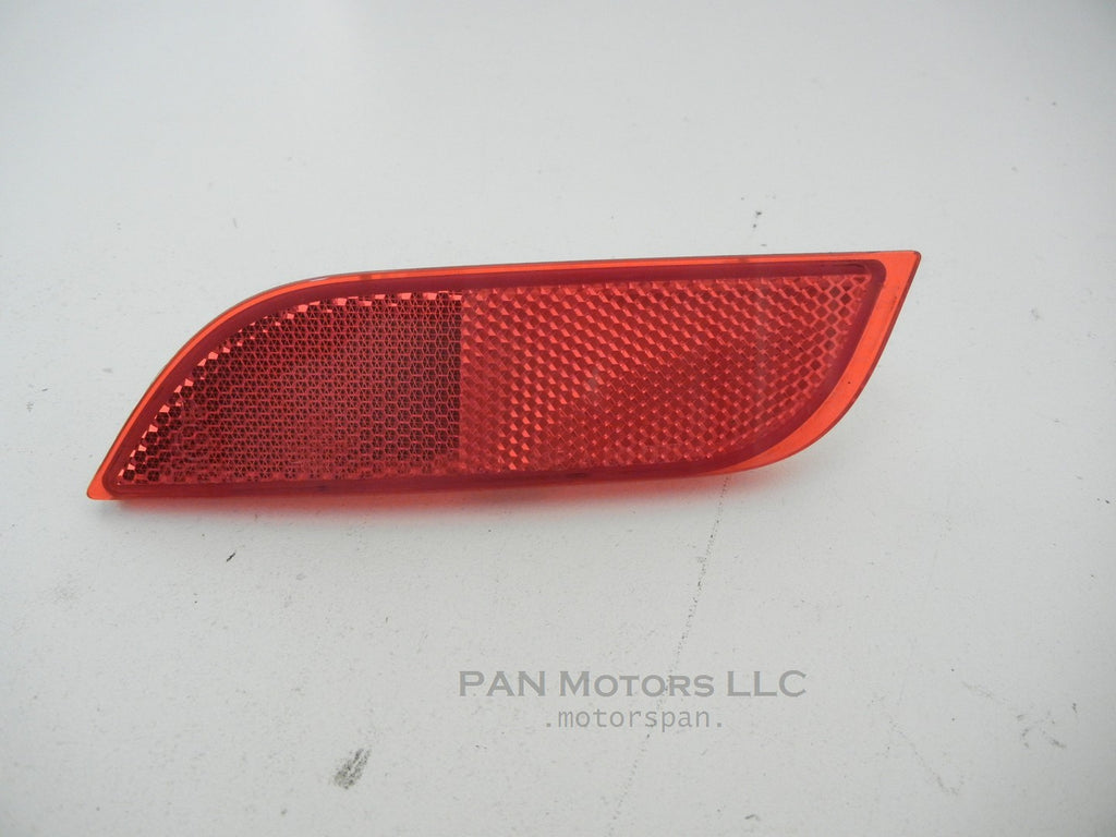 SUBARU Impreza 2009 Wagon LEFT Driver SIDE Bumper Reflector 08-12
